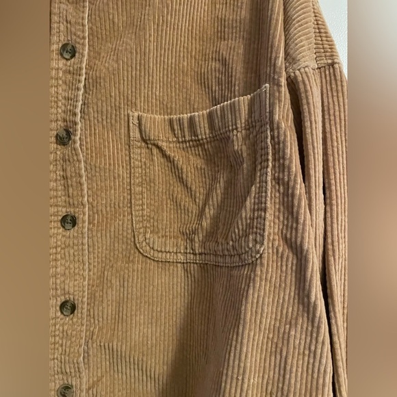 American Eagle Corduroy Cropped Button Up Shirt Tan Size Large - Picture 8 of 10